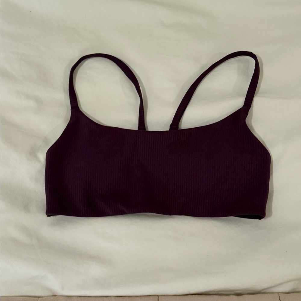 lululemon - Women's Wundertrain Strappy Racer Bra Ribbed - Grape Thistle